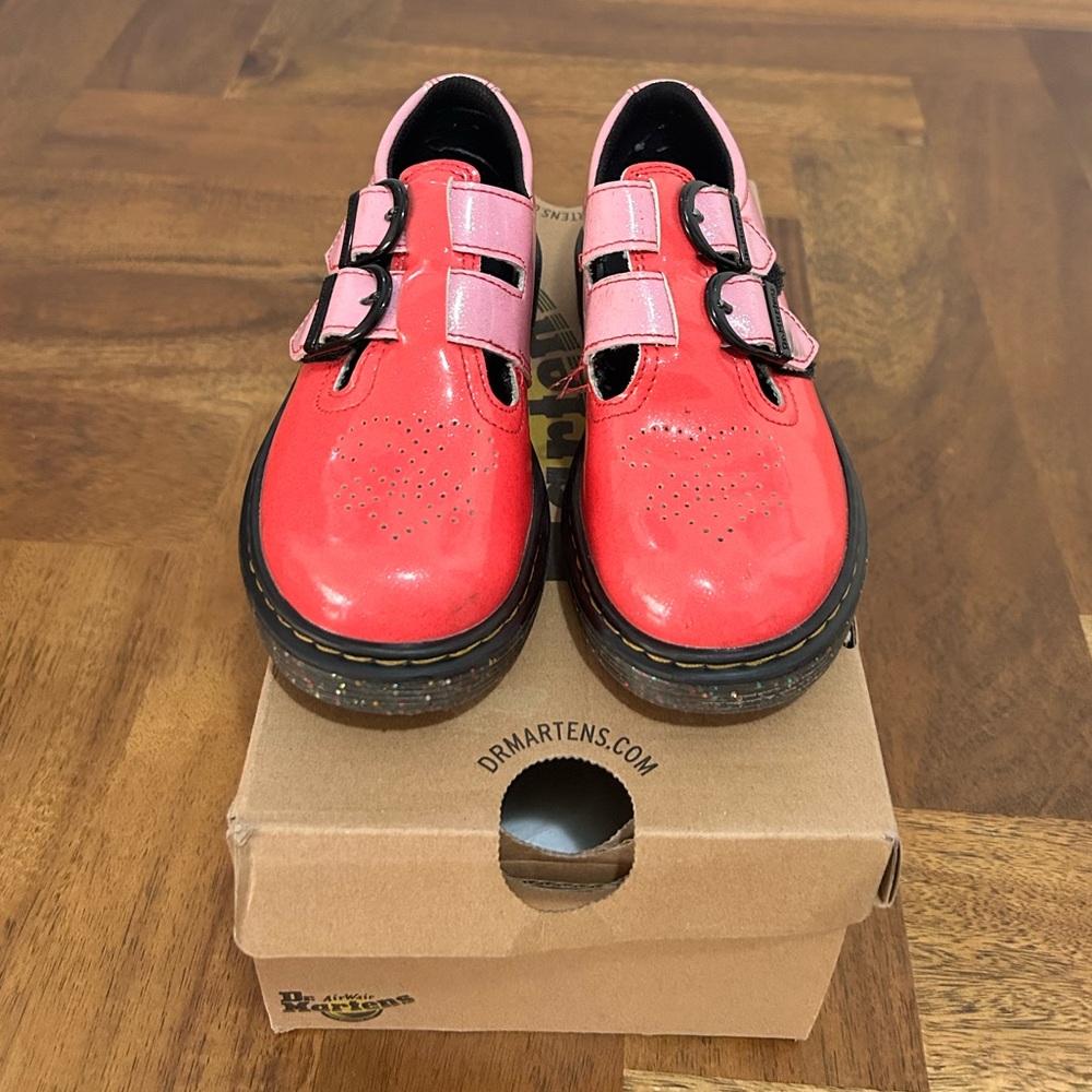Dr. Martens Kids Shiny Pink Loafers / Mary Jane Shoes Size 11 - Picture 3 of 4
